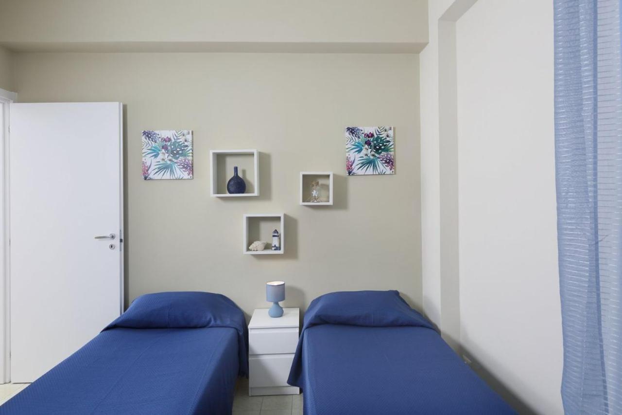 Il Cavalluccio Marino Apartment Santa Teresa Di Riva Bagian luar foto