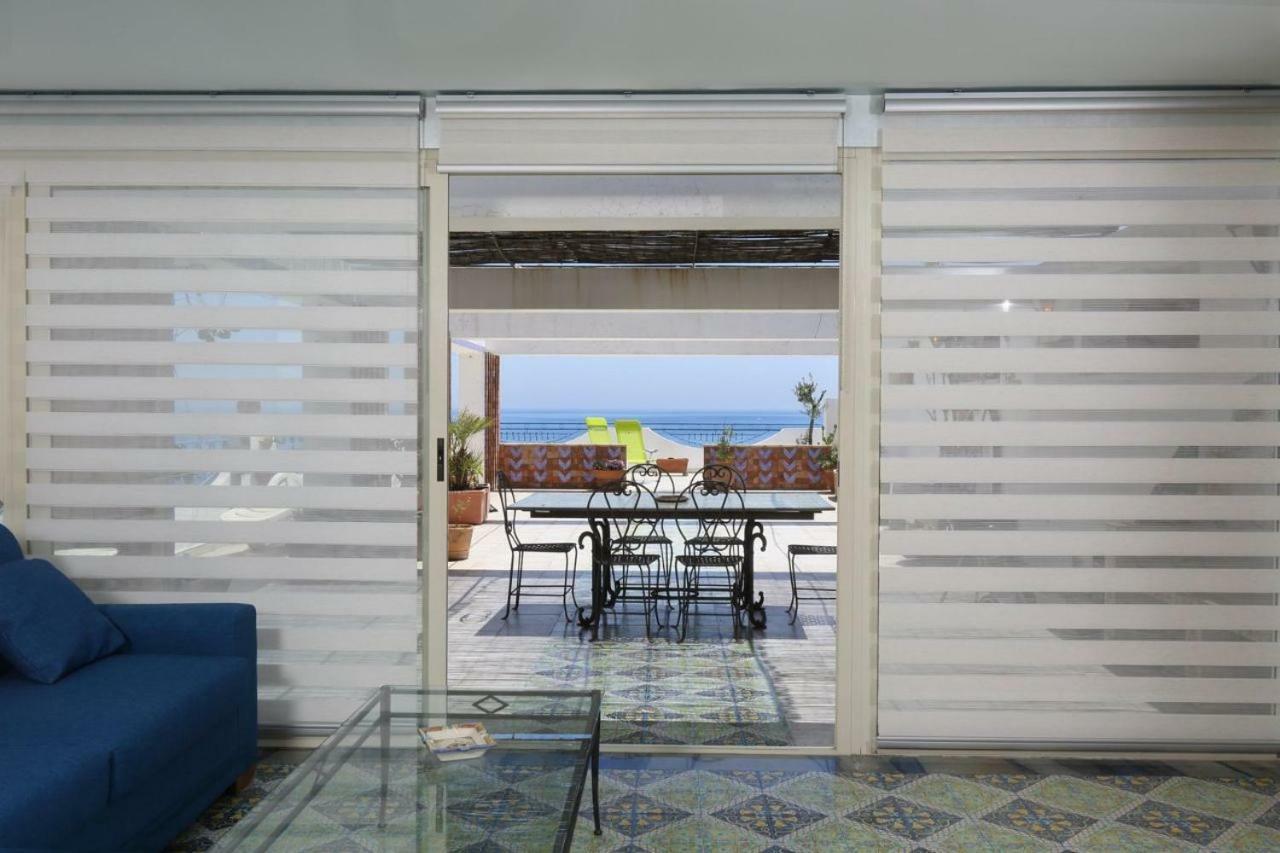 Il Cavalluccio Marino Apartment Santa Teresa Di Riva Bagian luar foto